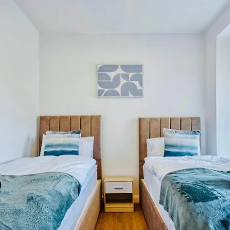 Cosy Stay In The Heart Of Downtown With Parking Manchester Exterior photo