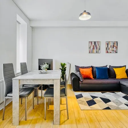 Cosy Stay In The Heart Of Downtown With Parking Manchester Exterior photo