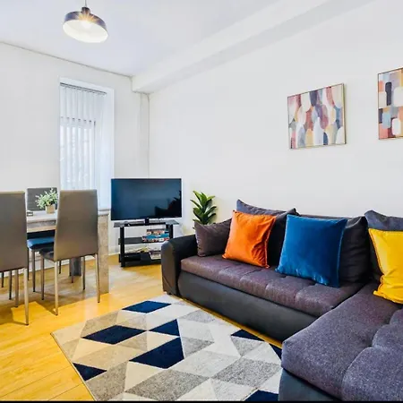Cosy Stay In The Heart Of Downtown With Parking Manchester Exterior photo
